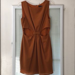 Beautiful and flattering summer dress